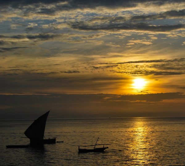 Zanzibar Dhow Sunset Cruise in Nungwi/Kendwa